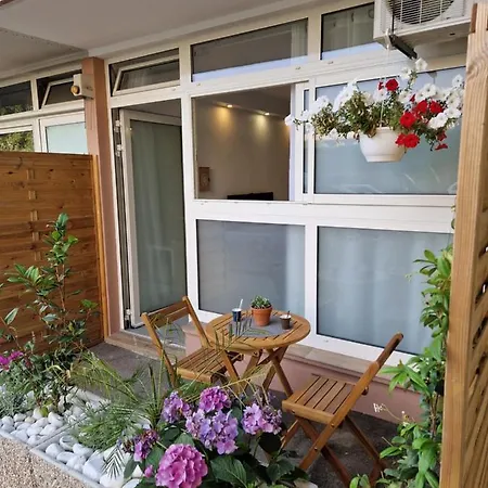 Souplex Avec Place De Parking Αντίμπ